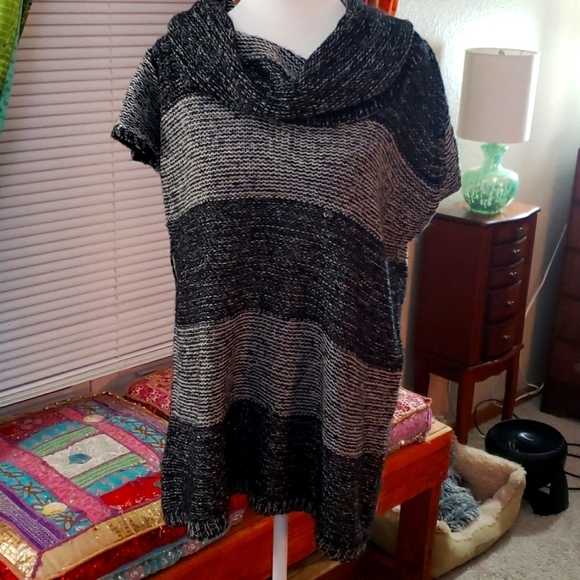 Short Sleeve Cowl Neck Sweater - Picture 1 of 4